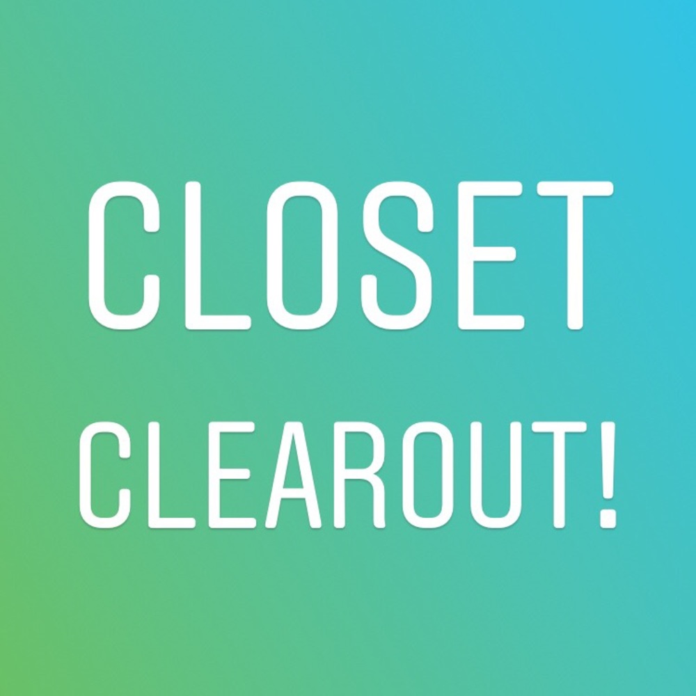 Need to clear my Closet ! Make an offer! - bundle!